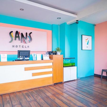 Sans Hotel Zam-Zam Syariah Palangkaraya Luaran gambar